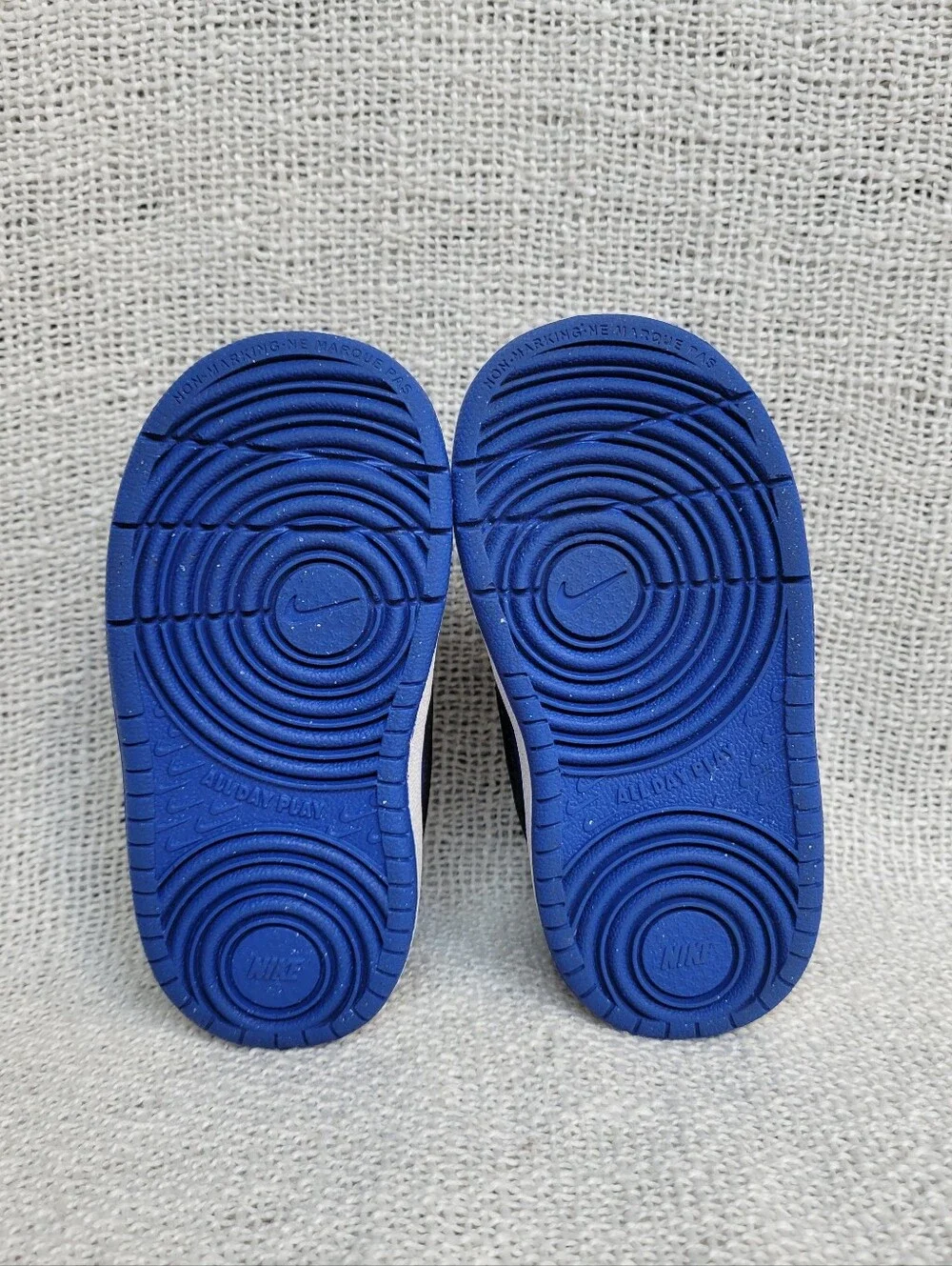 Nike Kids' Blue and Black Low-Top Sneakers